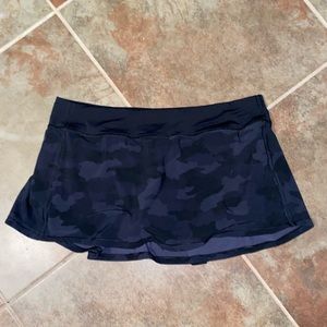 Lulu lemon black camo skort